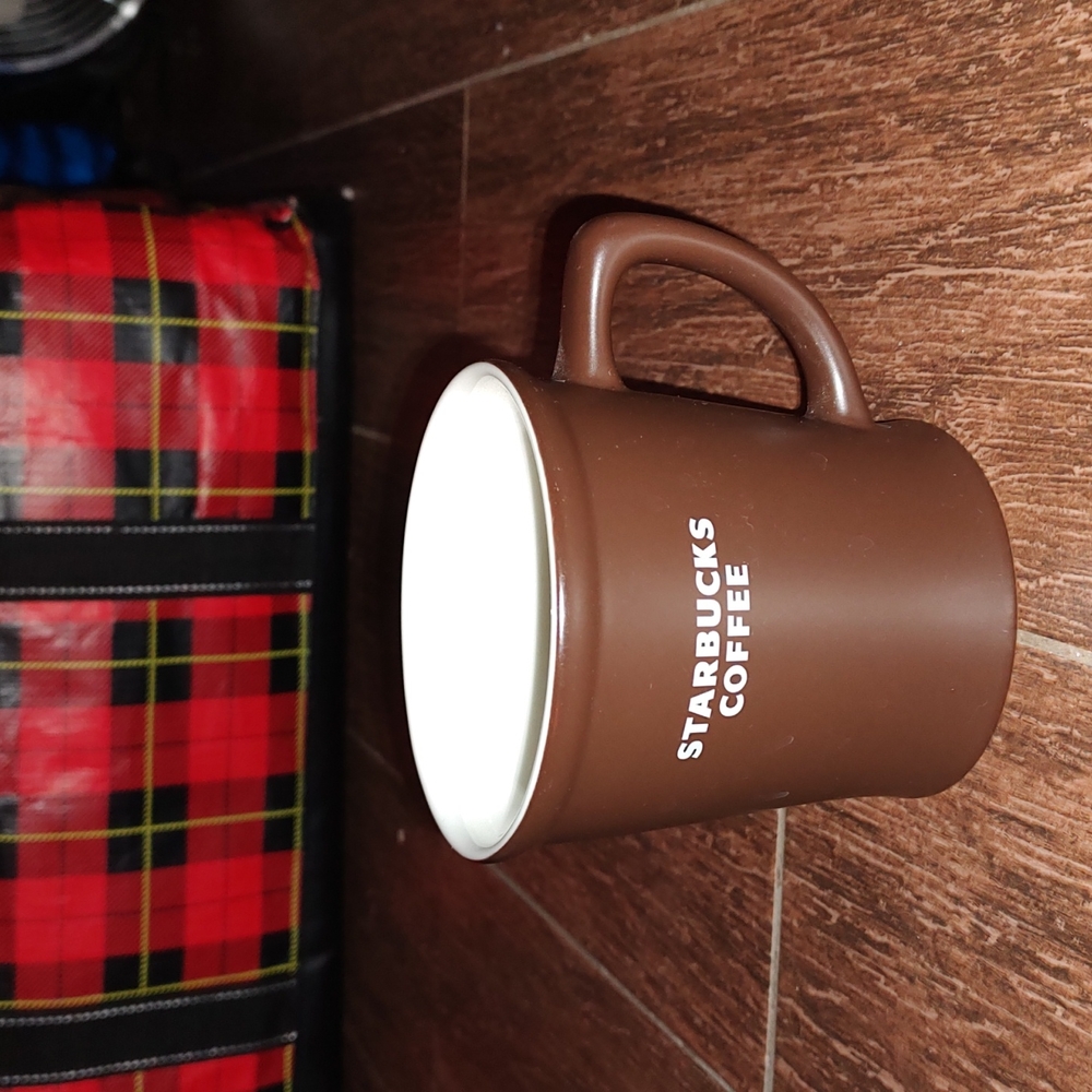 Starbucks Coffee Mug 2008 Dark Brown Large 16 Oz Cup White Lettering